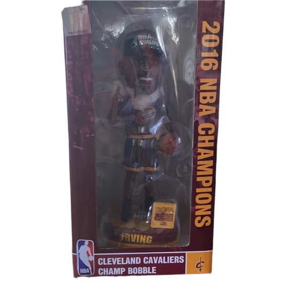 ⭐️PRICE FIRM⭐️ LEBRON & KYRIE 2016 CLEVELAND CAVALIERS CHAMP BOBBLE HEADS - Picture 6 of 10
